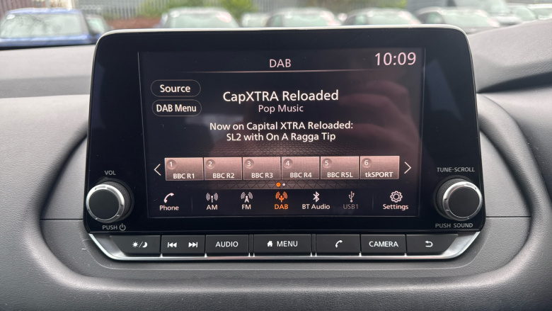 Nissan Qashqai 1.3 DiG-T MH 158 Acenta Premium 5dr Petrol Hatchback